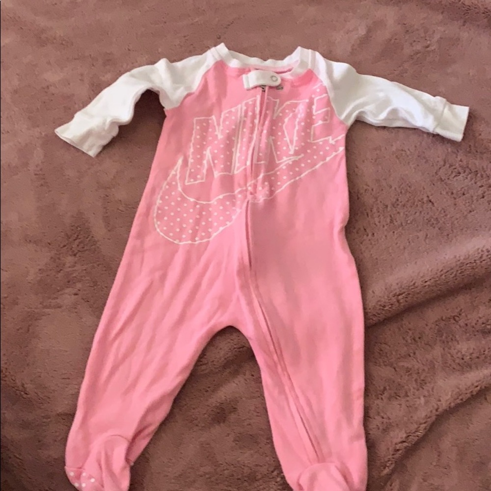 💕 6 month Nike outfit